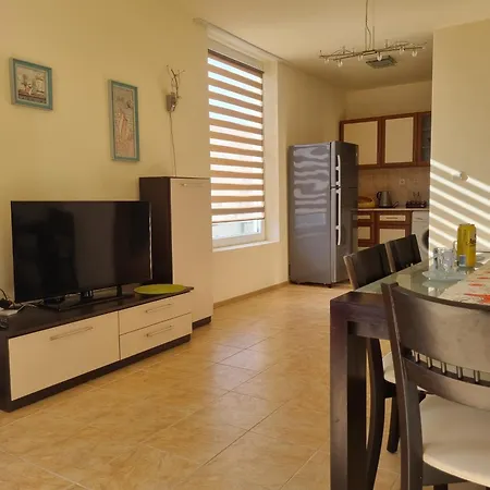 Kalin Complex Aurelia-ravda Apartman *