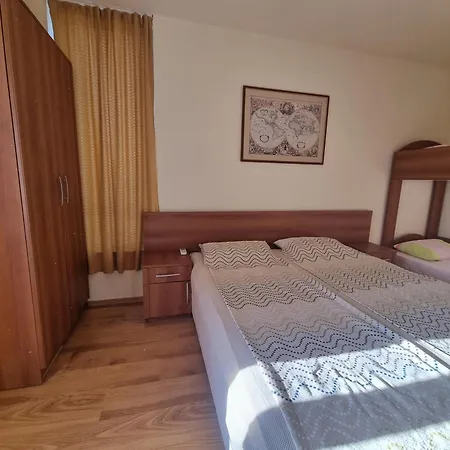 Kalin Complex Aurelia-ravda Apartman