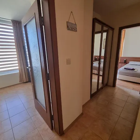 Kalin Complex Aurelia-ravda Apartman