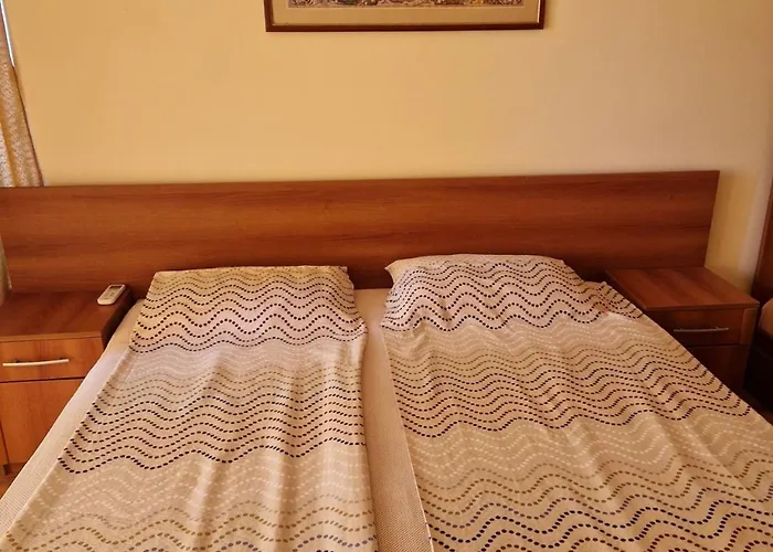 Kalin Complex Aurelia-ravda